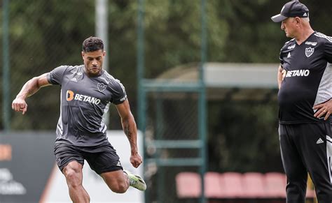 Escalação do Atlético Felipão define time para encarar Athletic