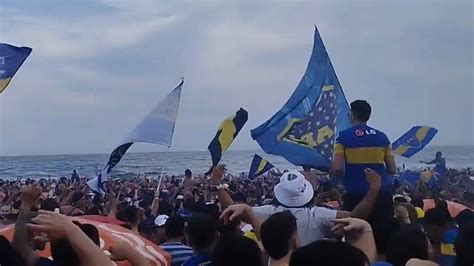 Torcedores do Vasco e Flamengo se infiltram em bandeiraço do Boca