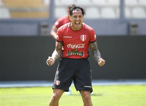 Desde Italia Alientan A Gianluca Lapadula Con La Selección Peruana “debe Dar Todo De Sí Mismo