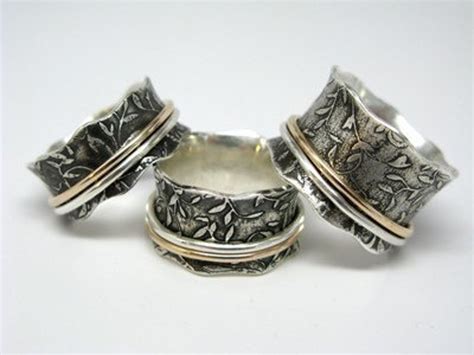 Leaf Pattern Sterling Silver And K Gold Spinner Ring Etsy