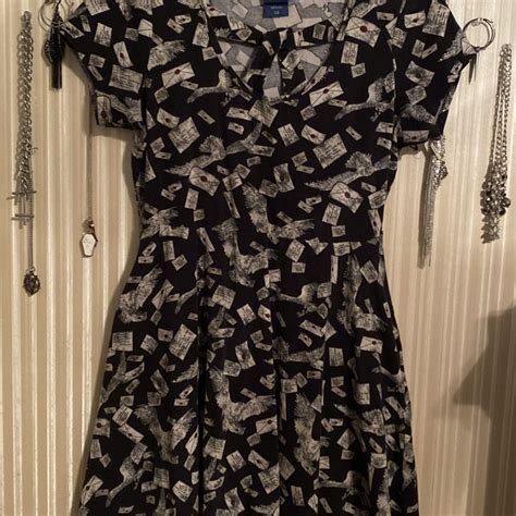 Hot Topic Women S Dress Depop