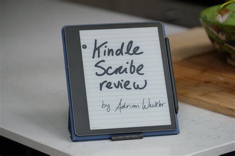 Amazon Kindle Scribe увеличивает размер экрана для более удобного ...