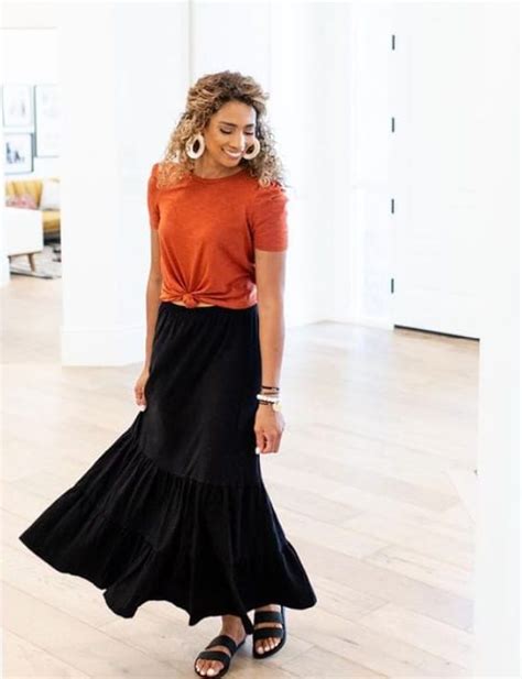 What To Wear With Maxi Skirts Complete Guide For Every Season