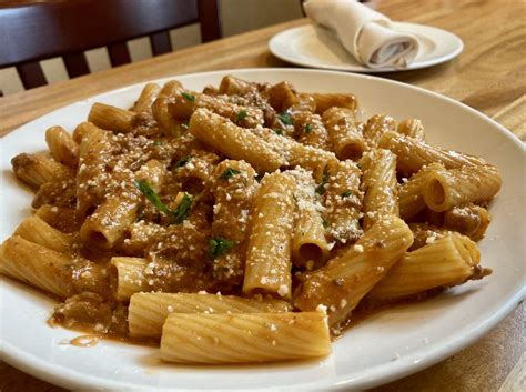 Highest-rated Italian restaurants in Cleveland, according to ...