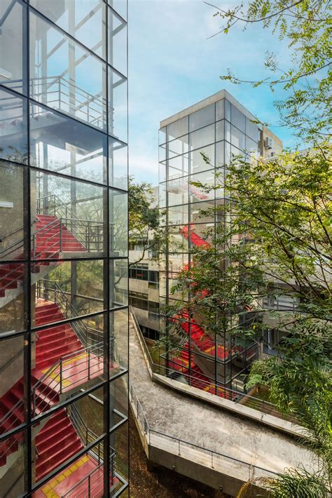 Gallery of International Broadcasting Center of Universidade de São Paulo (CDI-USP) / Onze