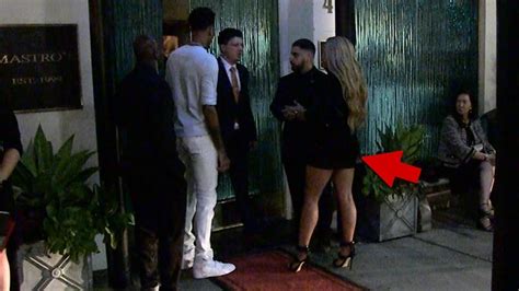 Dejounte Murray's GF Too Scantily Dressed for Mastro's Steakhouse