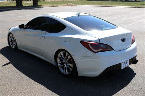 2013 Hyundai Genesis Coupe 2.0T | Victory Motors of Colorado