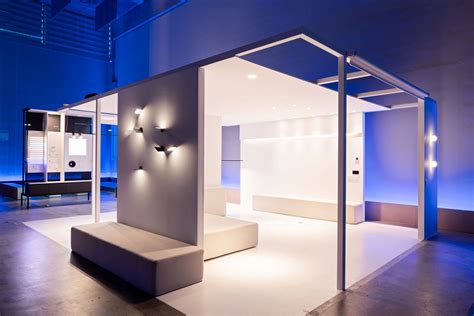 Nuevas Visiones De La Luz · Simon Nuevo Showroom De A Coruña Secartys