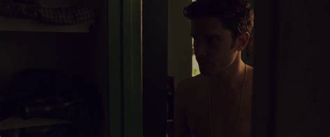 Auscaps Ronen Rubinstein Nude In Smiley Face Killers