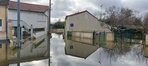 Inondations Sur Le Fleuve Charente EPTB Charente