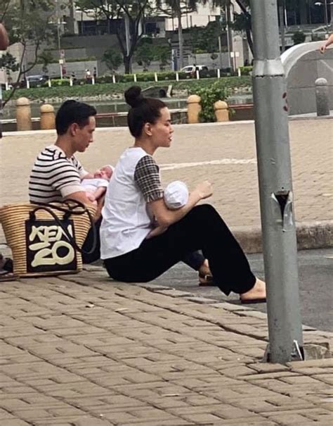 Hình ảnh đối lập hài hước của các hot mom ở nhà và ra đường