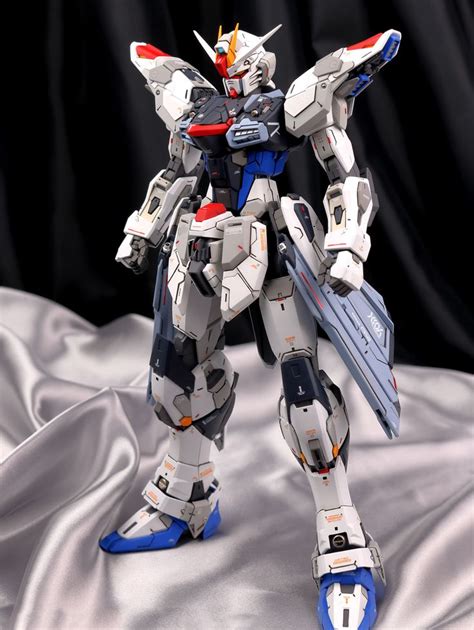 Mg 1100 Freedom Gundam Ver 20 Customized Build With Images