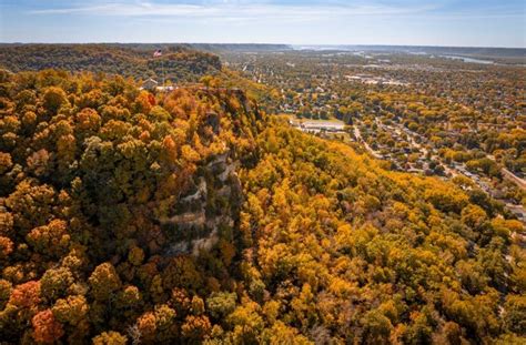 Scenic Fall Hikes In The La Crosse Region - ExploreLaCrosse