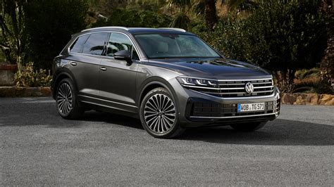 Nuova VW Touareg Plug In Hybrid 2024 Prova Consumi E Autonomia EV