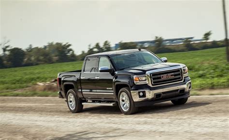 2014 Gmc Sierra 1500 5 3l 4x4 Crew Cab Test Review Car And Driver