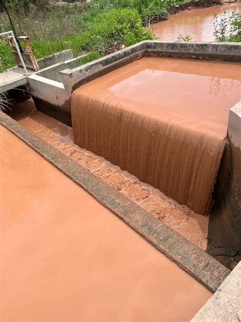 SAN PEDRO DE JUJUY ANTE LA GRAN TURBIEDAD DEL AGUA EXISTENTE AGUA