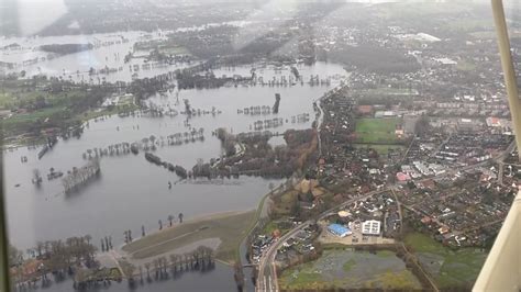 Nonstopnews Das Hochwasser Hat Teile Des Nordwestens Weiter Im Griff