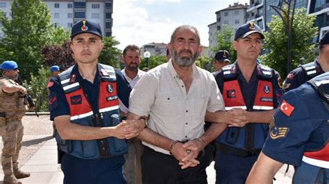 Cinayet işleyen iki kardeş 20 yıl sonra yakalandı Son Dakika Haberleri