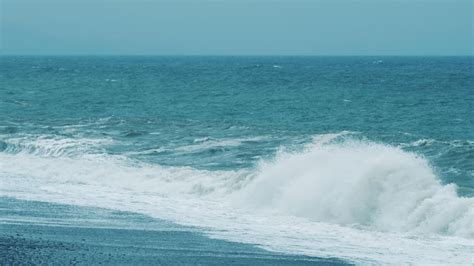 Premium Photo | Powerful stormy sea waves ocean waves during a storm ...