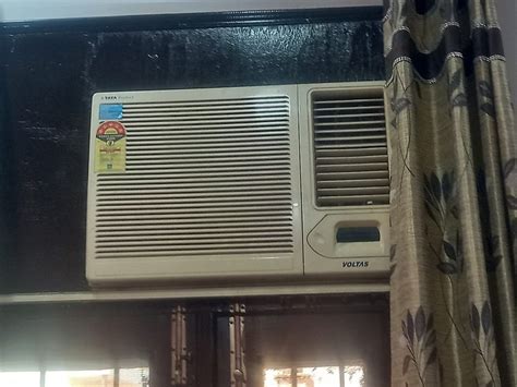 Window AC Installation Service in New Delhi | ID: 21566518288