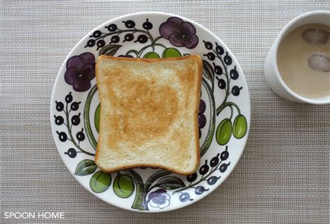 食パンサイズのおしゃれなお皿・北欧食器。おすすめのトーストプレート