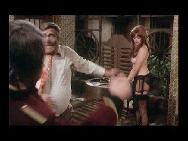 Naked Uschi Stiegelmaier In Jagdrevier Der Scharfen Gemsen