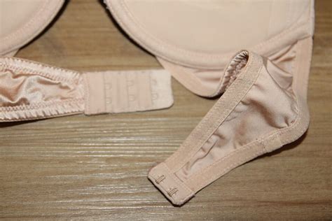 Victoria S Secret Size C Nude Very Sexy Extreme Push Up Convertible Bra EBay