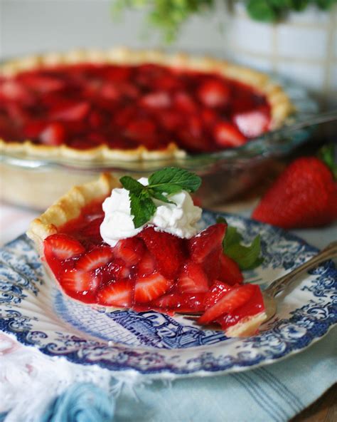 Easy Fresh Strawberry Pie Southern Discourse