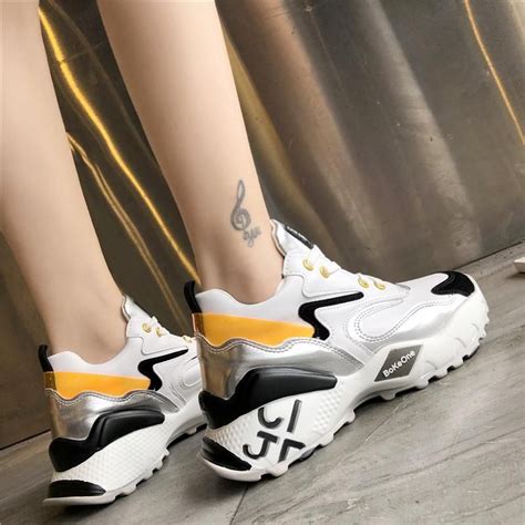 Women Vulcanized Shoes Comfortable Round Head Lace Up Sports Sneakers