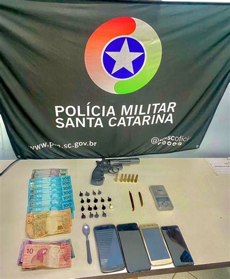 Suspeito De Traficar Cocaína é Preso No Bairro Figueroa Notícia Hoje