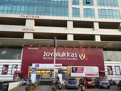 Ed Attaches Rs 305 Cr Of Joyalukkas Assets