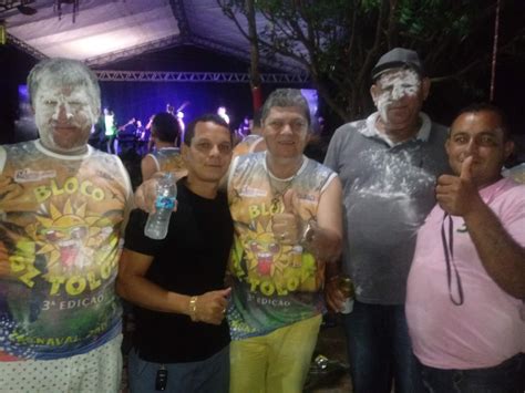 Foliõs Agitam O Primeiro Dia De Carnaval Em Santa Filomena