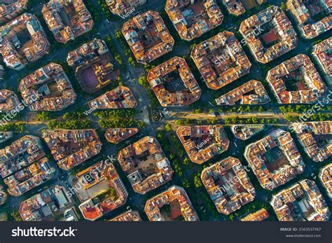 4,647 imágenes de Barcelona drone - Imágenes, fotos y vectores de stock ...