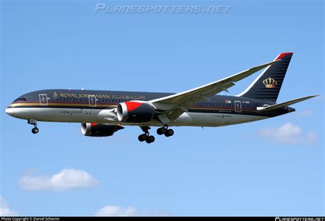 JY BAE Royal Jordanian Boeing 787 8 Dreamliner Photo By Daniel Schwinn