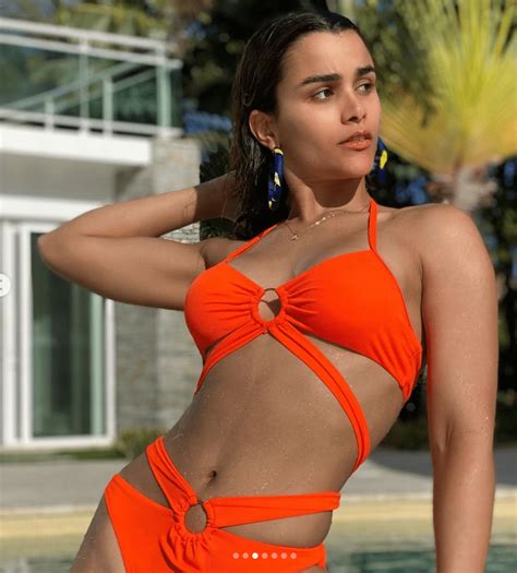 Clarissa Molina con sexy bikini en República Dominicana