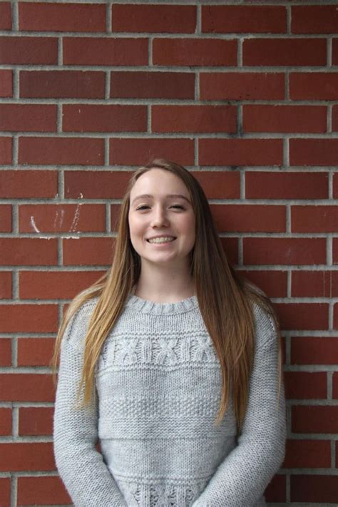 Hot Sexy Lily Varney Bikini Pics