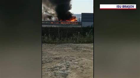 Circulație îngreunată pe A3 după ce un camion a luat foc în timpul