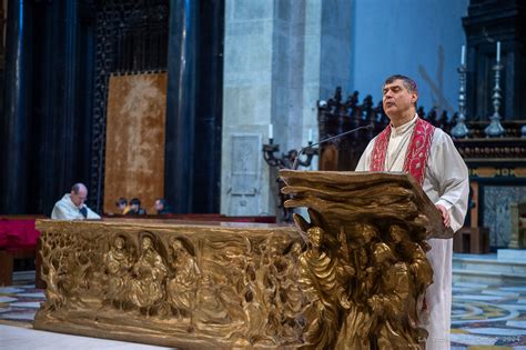 Via Crucis Del Venerd Santo Per Le Vie Di Torino Guidata Da Mons