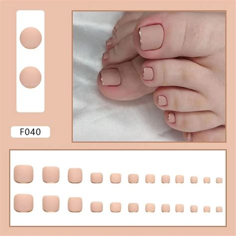 MERVF Toe Nail Press Ons Toenails Gold French Tip Fake Toe Nails Nude Acrylic Toenails Squoval