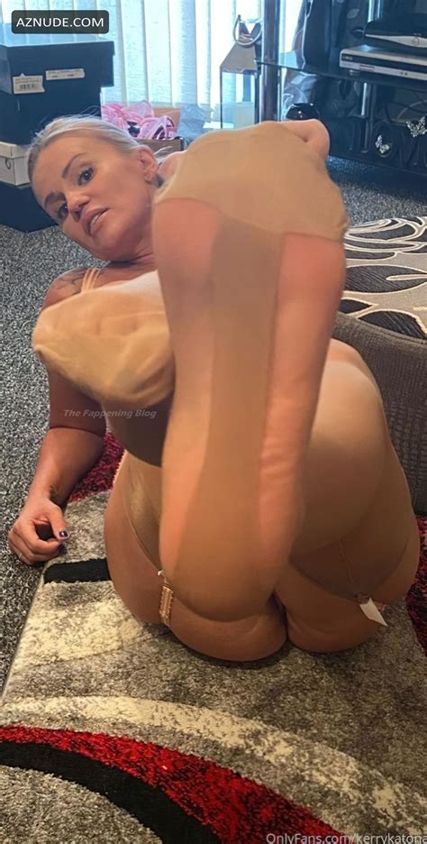 Kerry Katona Sexy Photo Collection Showing Off Her Huge Boobs And Ass AZNude