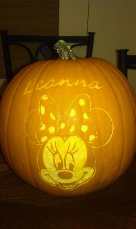 Minnie Mouse Pumpkin Carving Kits Pumpkin Carvings Halloween Pumpkins