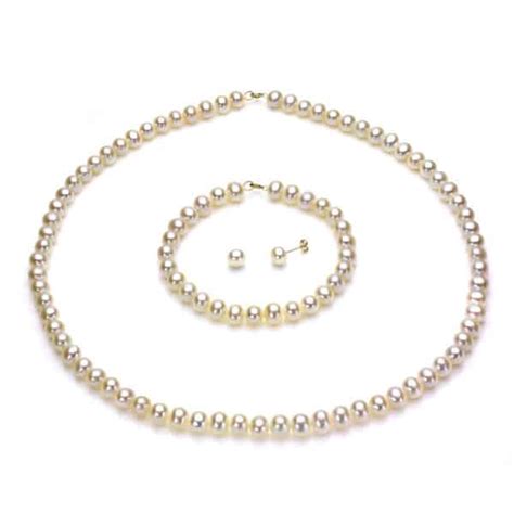 Beautiful Pearl Necklace Designs Ideas Sheideas