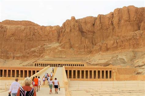 Hurghada Tour Naar Luxor De Vallei Der Koningen Met Lunch Getyourguide