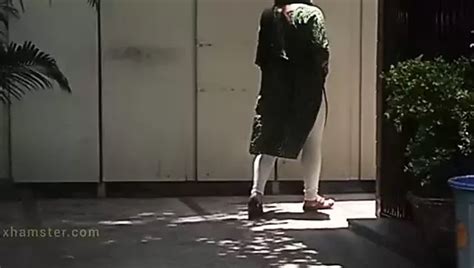 Sangeeta Gets Hot In The Train Toilet Seeing A Male Hindi Audio XHamster