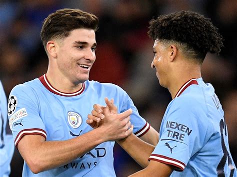 Julián Álvarez Brilló En El Manchester City Un Gol Y Dos Asistencias En La Victoria Sobre El