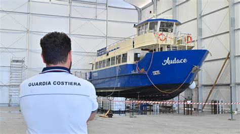 Nessuna Falla Sulla Motonave Audace Trieste Grado Si Indaga Per