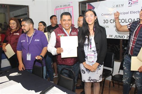 Javier Mendoza Recibe Constancia De Presidente Electo Y Da Un Mensaje