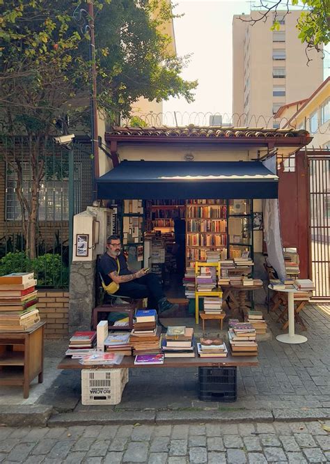 Sebo Desculpe A Poeira - Sebo desculpe a poeira, São Paulo | Livrarias