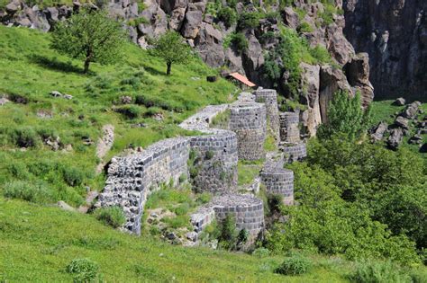 Armenian Water | iArmenia: Armenian History, Holidays, Sights, Events