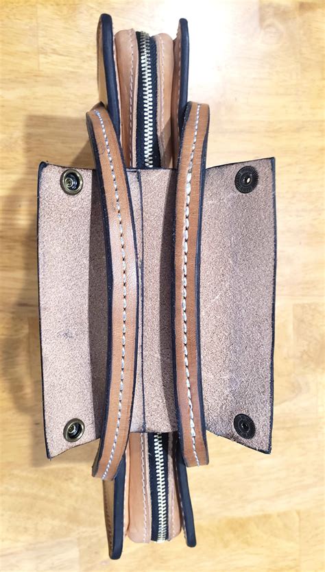 Finished Pistol Case - Show Off!! - Leatherworker.net